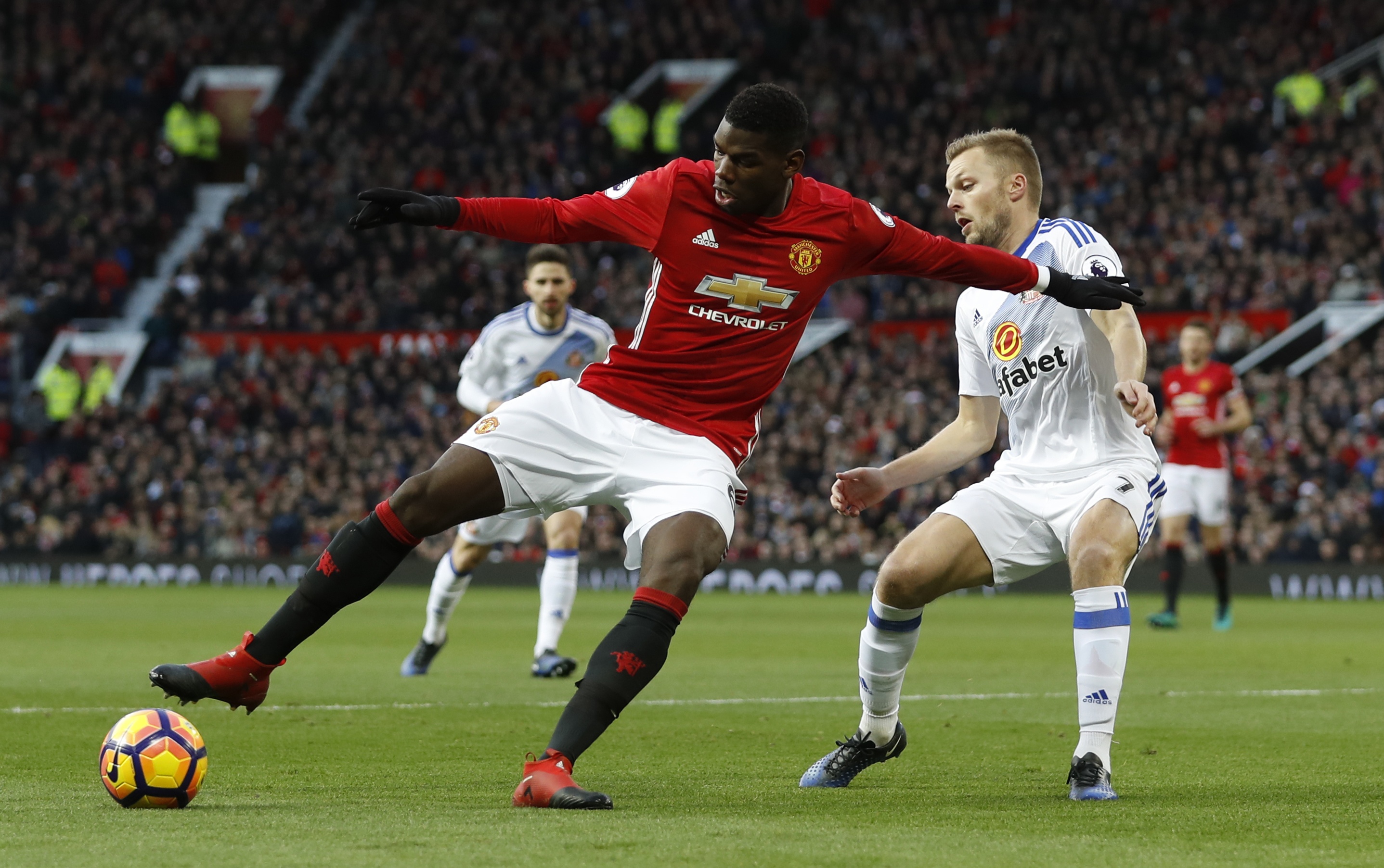 mkhitaryan lap sieu pham bo cap anh 3