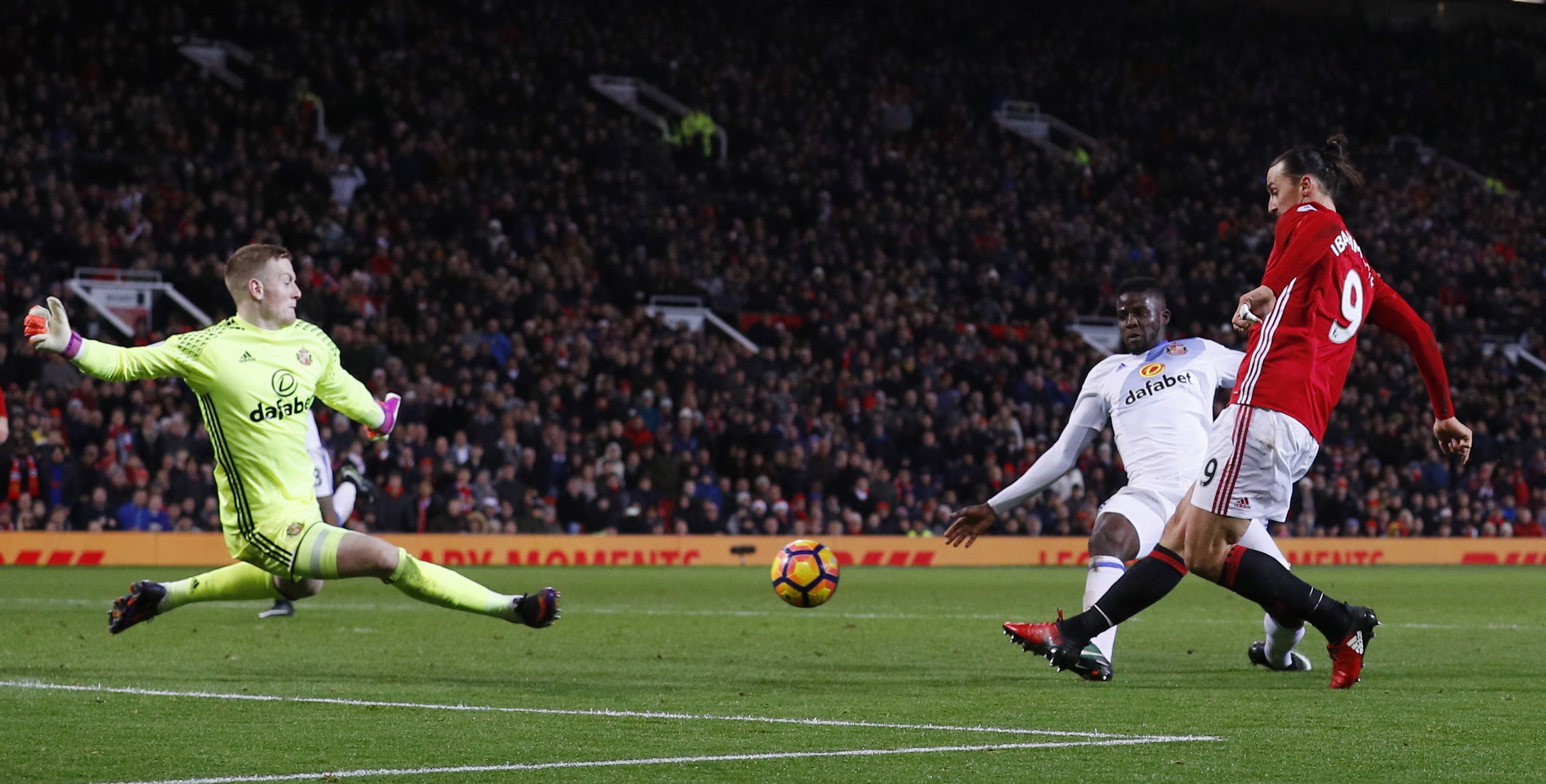 mkhitaryan lap sieu pham bo cap anh 8