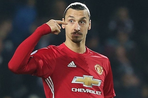 Zlatan xem nhe sieu pham 'bo cap' cua Mkhitaryan hinh anh