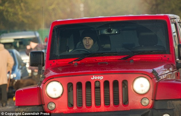 sao MU lai sieu xe den san tap anh 11