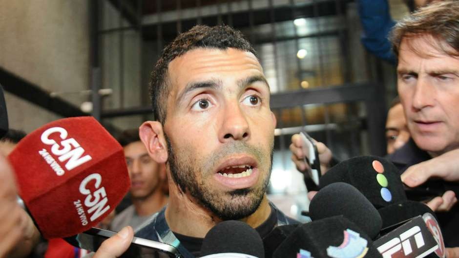 tevez co the mua gi voi muc luong tai Trung Quoc anh 1