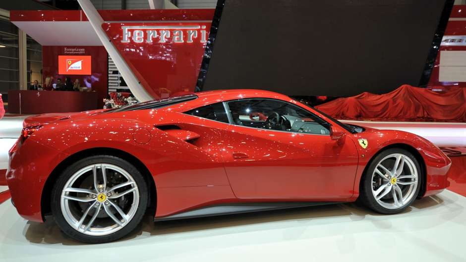 tevez co the mua gi voi muc luong tai Trung Quoc anh 2