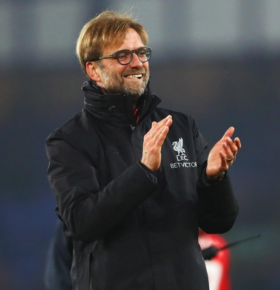 luong cao nhung klopp van di xe ca tang anh 1