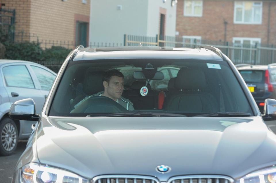 luong cao nhung klopp van di xe ca tang anh 8