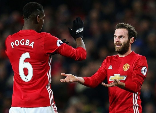 Trong tai, cot doc khong ngan noi MU gianh chien thang hinh anh