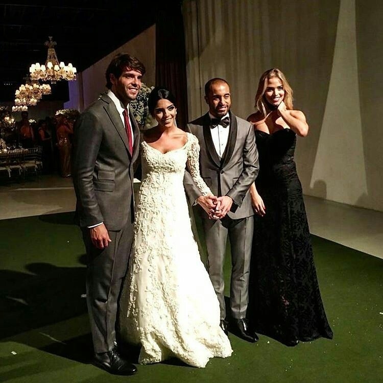 Khoanh khac ngot ngao cua Kaka va ban gai moi anh 2