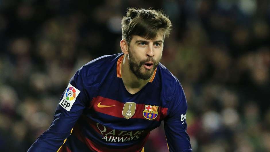 Ronaldo vao doi hinh tieu bieu UEFA anh 5