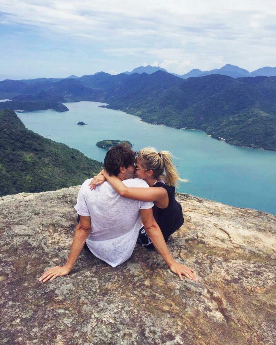 Khoanh khac ngot ngao cua Kaka va ban gai moi anh 7