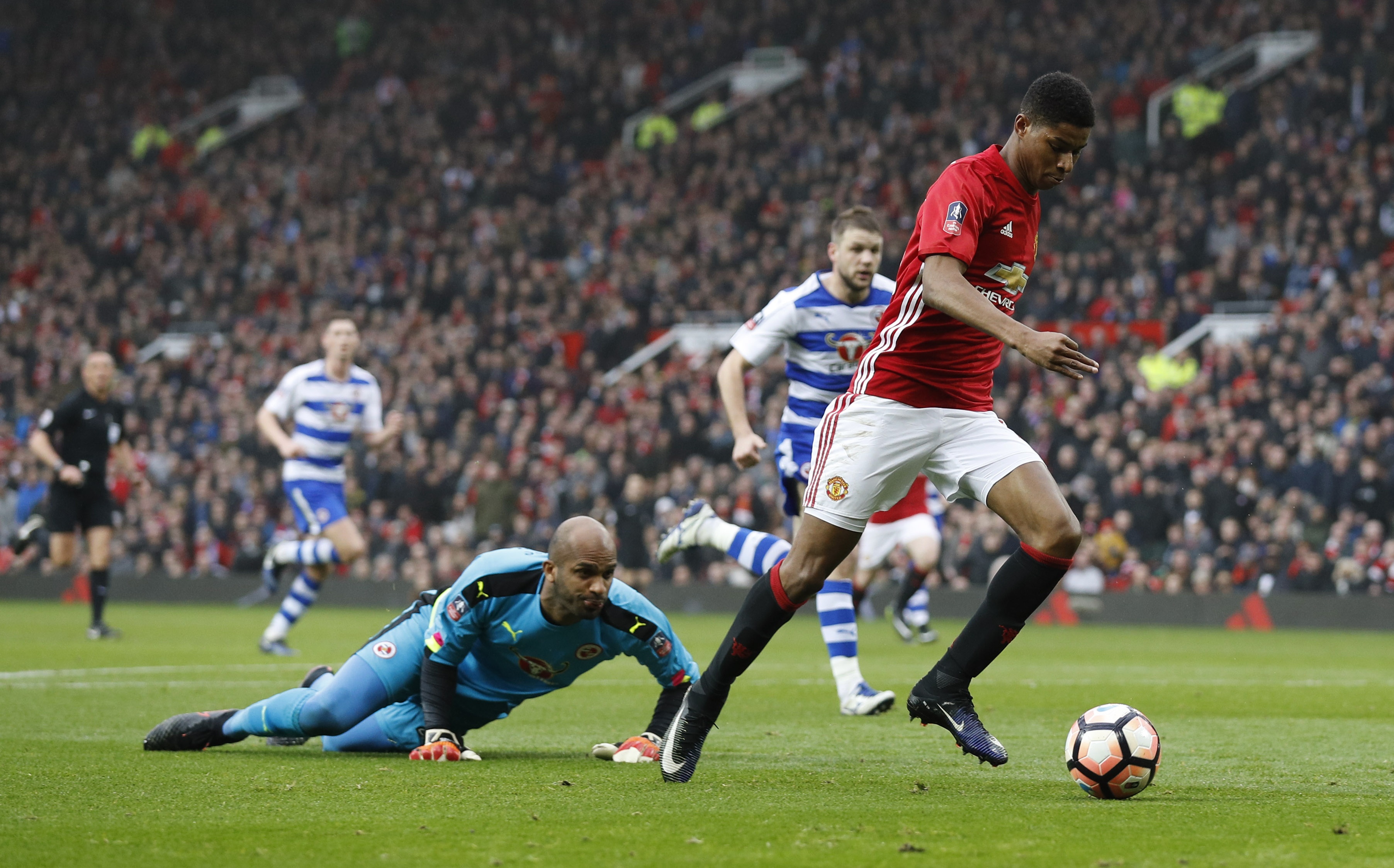 Rooney ghi ban nhieu nhat lich su MU anh 7