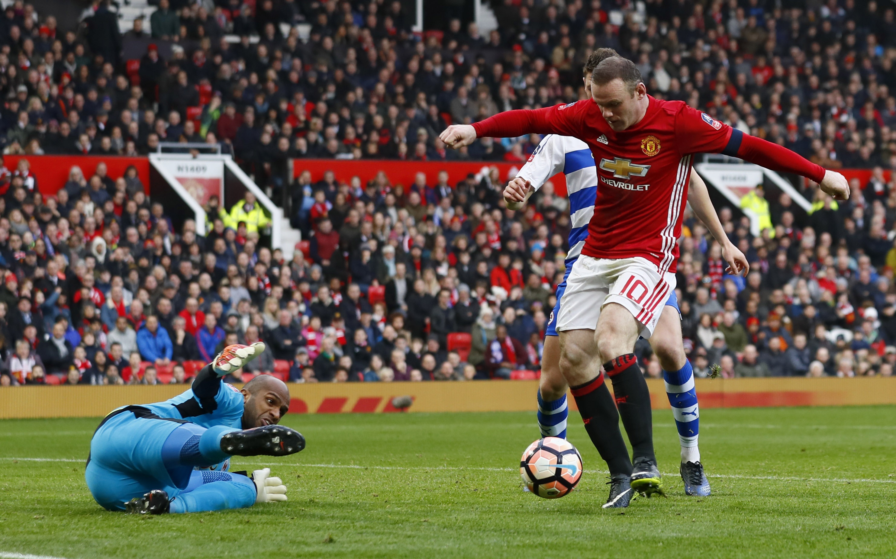 Rooney ghi ban nhieu nhat lich su MU anh 8