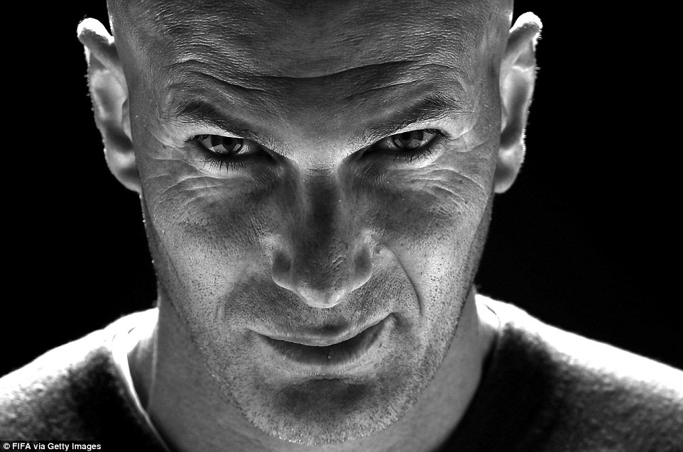 Ronaldo cuoi tinh quai vi biet se gianh giai anh 4