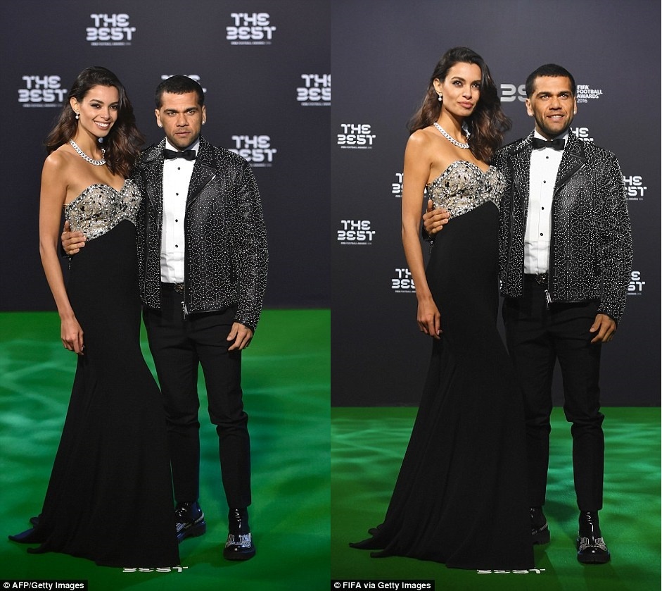 Bạn gái tháp tùng Ronaldo đến nhận giải ảnh 5 Ban gai thap tung Ronaldo den nhan giai anh 5