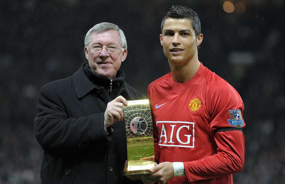 Sir Alex doi theo tung buoc di cua Ronaldo anh 3