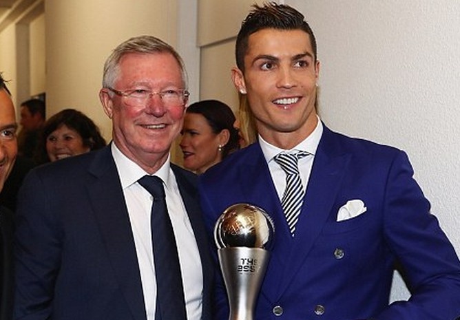Sir Alex Ferguson - nguoi doi theo tung buoc di cua Ronaldo hinh anh