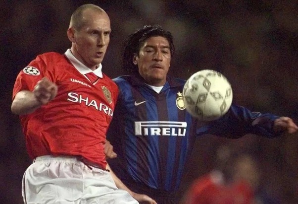 10 vụ bán cầu thủ đắt nhất lịch sử MU ảnh 7 10 vu ban cau thu dat nhat lich su MU anh 7