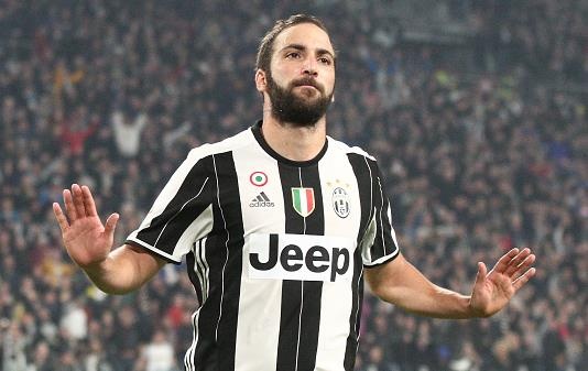 Tan tinh nguoi mau, Higuain bi mang tieng 'benh hoan' hinh anh