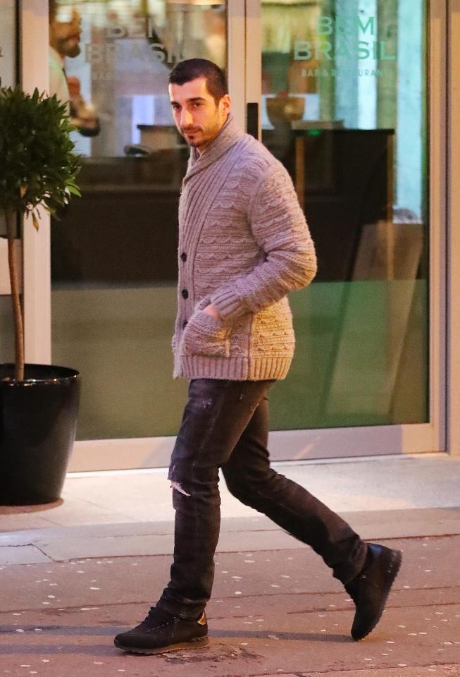 Ibra di an toi cung Mkhitaryan anh 5