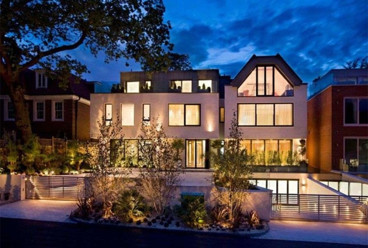 Raheem Sterling tau biet thu 3, 1 trieu bang anh 11