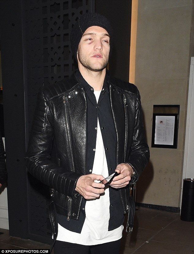 Conte dẫn học trò đi ăn sau chuỗi trận ấn tượng ảnh 12 Conte dan hoc tro di an sau chuoi tran an tuong anh 12