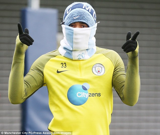 Tan binh cua Pep vat lon voi thoi tiet o Anh anh 1