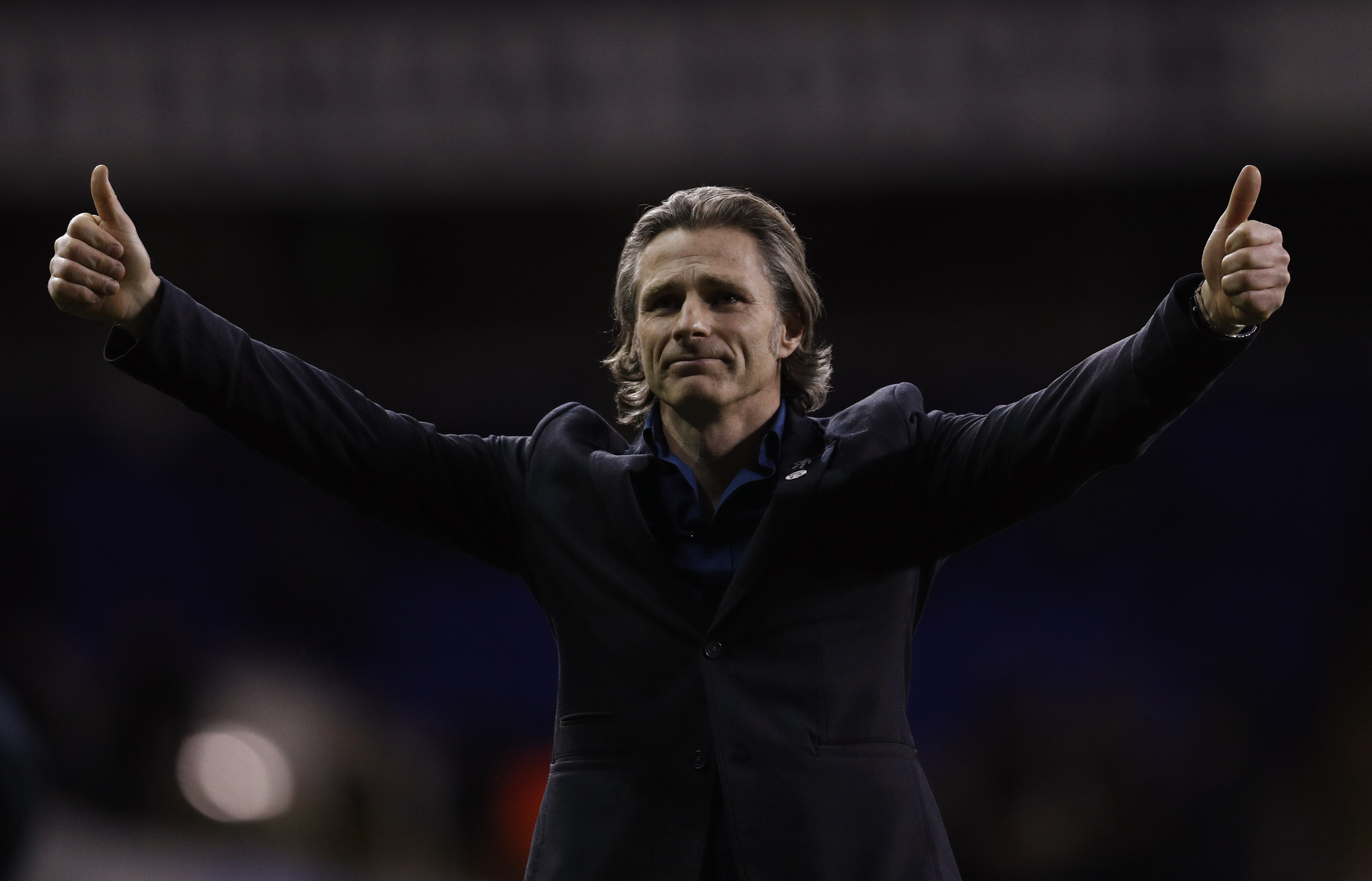 Tottenham loi nguoc dong truoc CLB hang tu anh 13