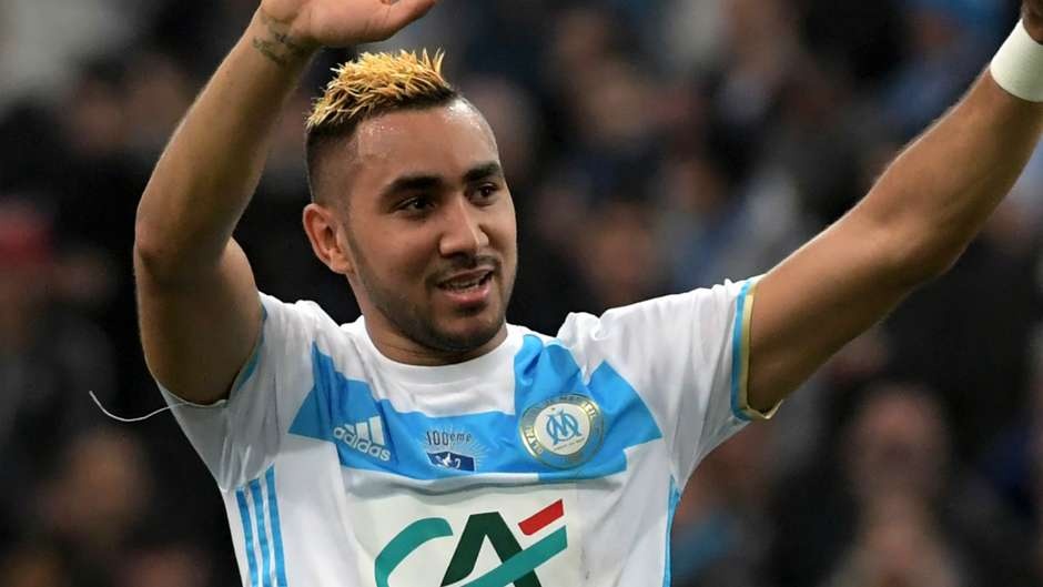 10 CLB chi tieu manh nhat trong thang 1 anh 8