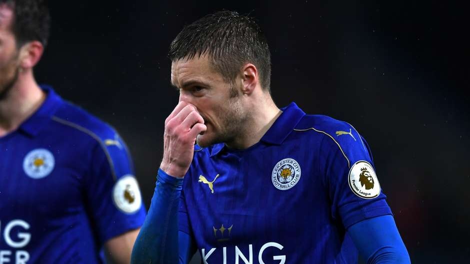 doi hinh te nhat giai ngoai hang anh 12