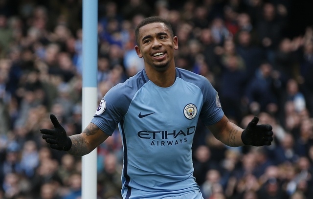 Man City vs Swansea (2-1): Gabriel Jesus lap cu dup hinh anh