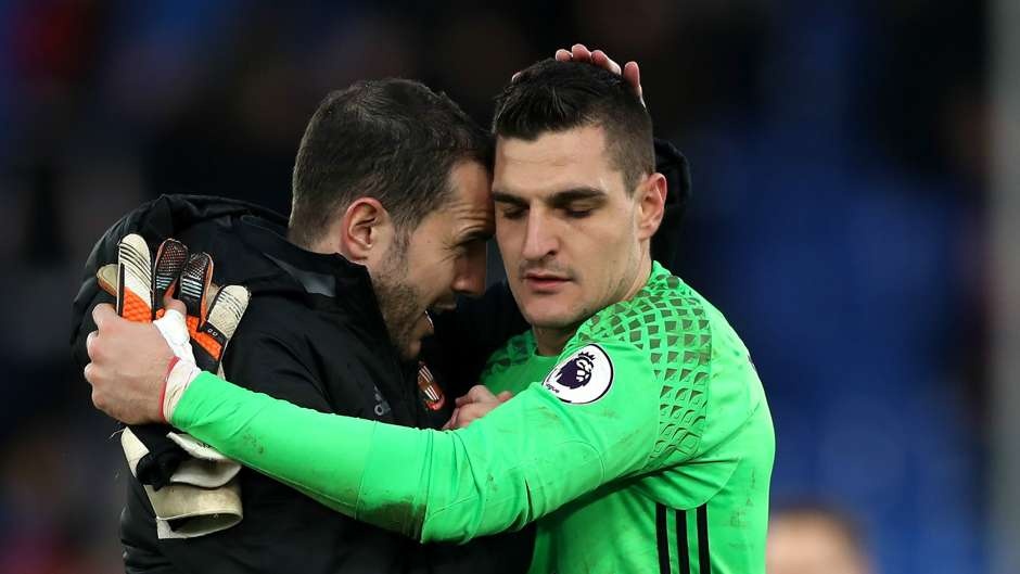 doi hinh tieu bieu vong 24 Premier League anh 2