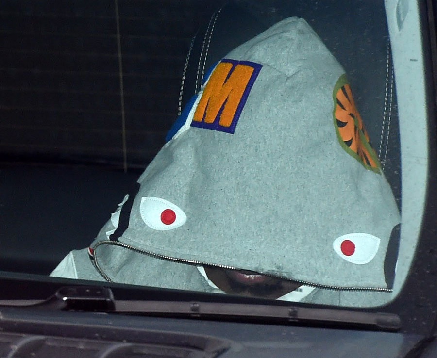 MU đón khách quý ở buổi tập ảnh 4 MU don khach quy o buoi tap anh 4