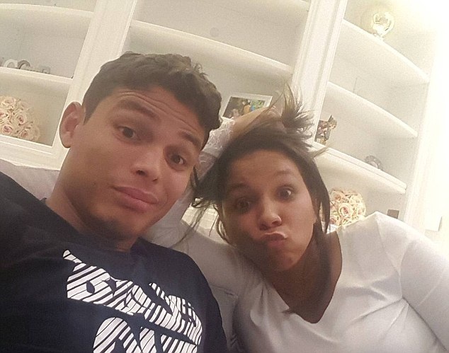 Valentine ngọt ngào của sao bóng đá thế giới ảnh 14 Valentine ngot ngao cua sao bong da the gioi anh 14