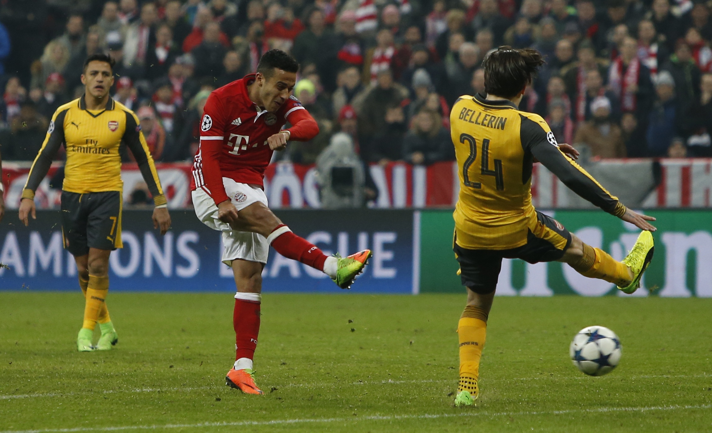 Bayern thang Arsenal 5-1 anh 13