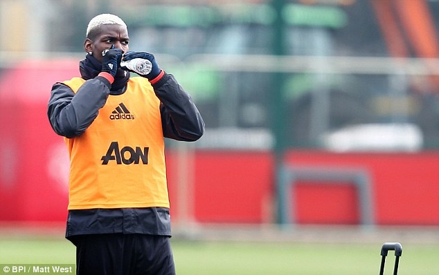 MU tap luyen chuan bi cho Europa League anh 2