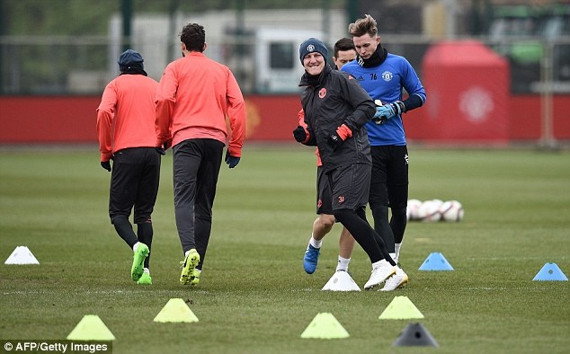 MU tap luyen chuan bi cho Europa League anh 6