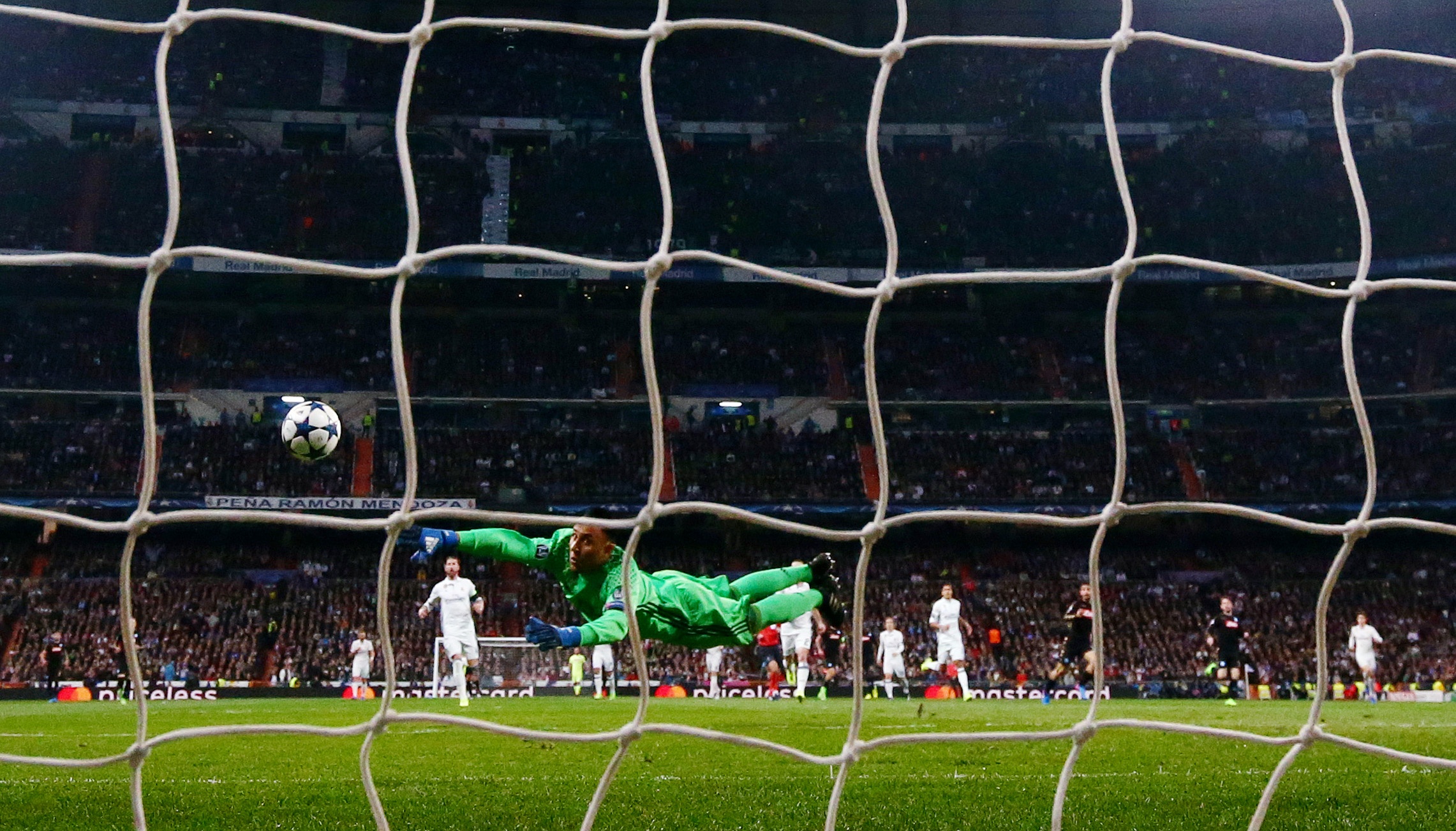 Real thang Napoli 3-1 anh 3