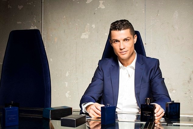Ronaldo ra mắt bộ sưu tập nội y mới ảnh 6 Ronaldo ra mat bo suu tap noi y moi anh 6