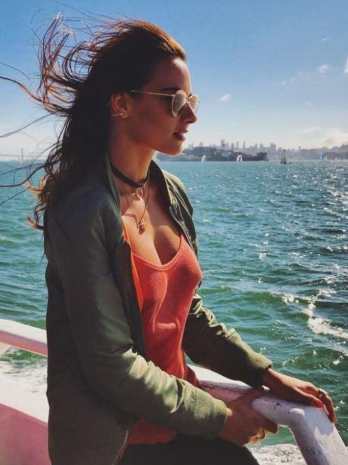 Con gai xinh dep cua cuu cau thu Chelsea anh 6