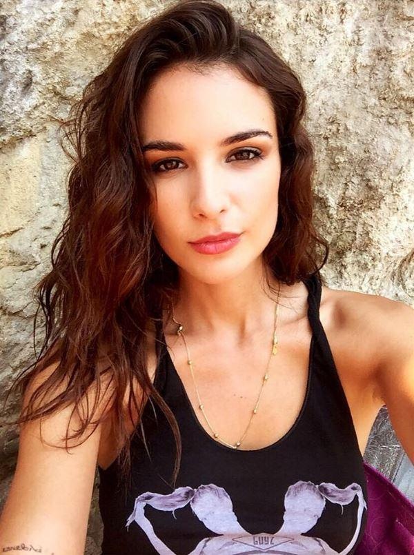 Con gai xinh dep cua cuu cau thu Chelsea anh 7