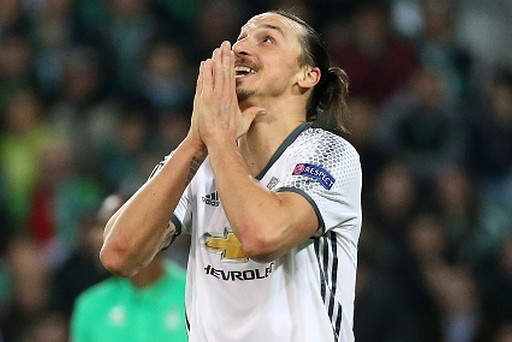 MU bi vat kiet suc truoc dai chien Chelsea hinh anh