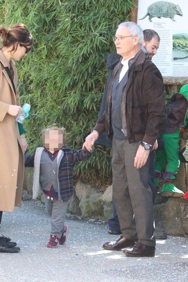 Ranieri tận hưởng cuộc sống sau khi bị sa thải ảnh 1 Ranieri tan huong cuoc song sau khi bi sa thai anh 1