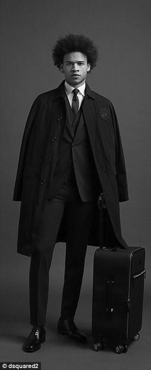 Pep cùng học trò cuốn hút trong BST mới ảnh 5 Pep cung hoc tro cuon hut trong BST moi anh 5