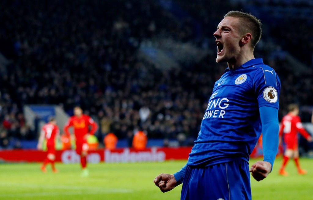 Phot lo Leicester,  Mancini  thi Buoc nhay hoan vu anh 7