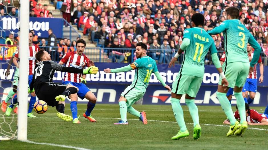 Ronaldo mat hut o doi hinh hay nhat chau Au anh 10