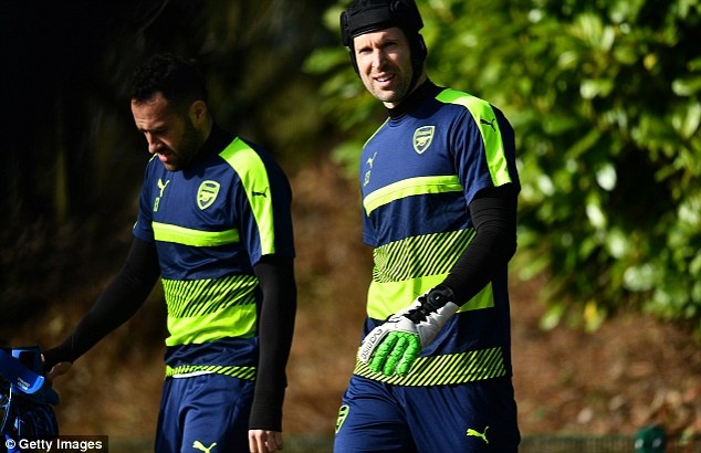 Cech deo gang tay 'nguoi may' trong buoi tap anh 1