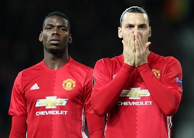 Ibra, Pogba linh xuong doi hinh te nhat vong 27 Ngoai hang Anh hinh anh