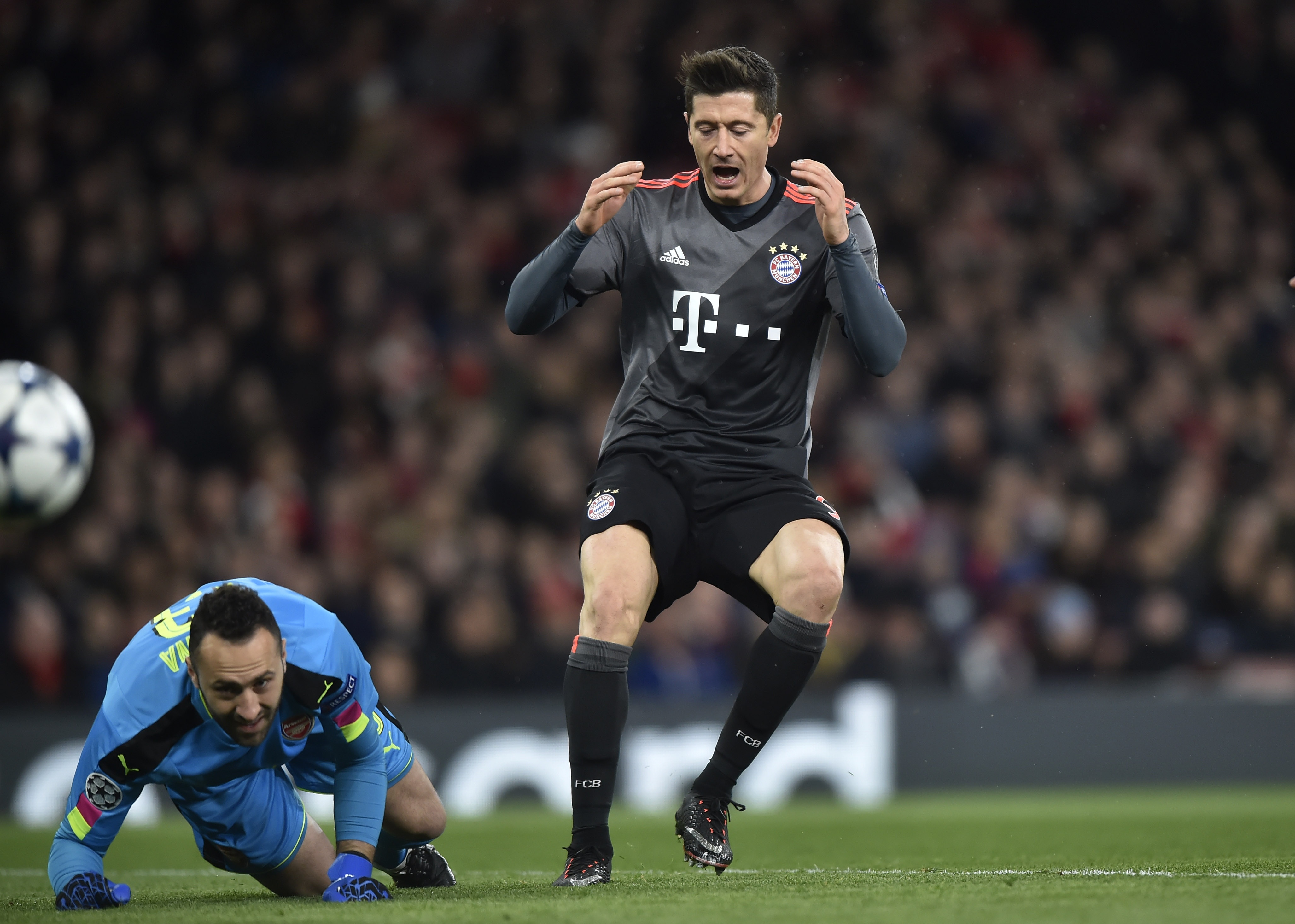 Arsenal cui dau roi Champions League anh 7