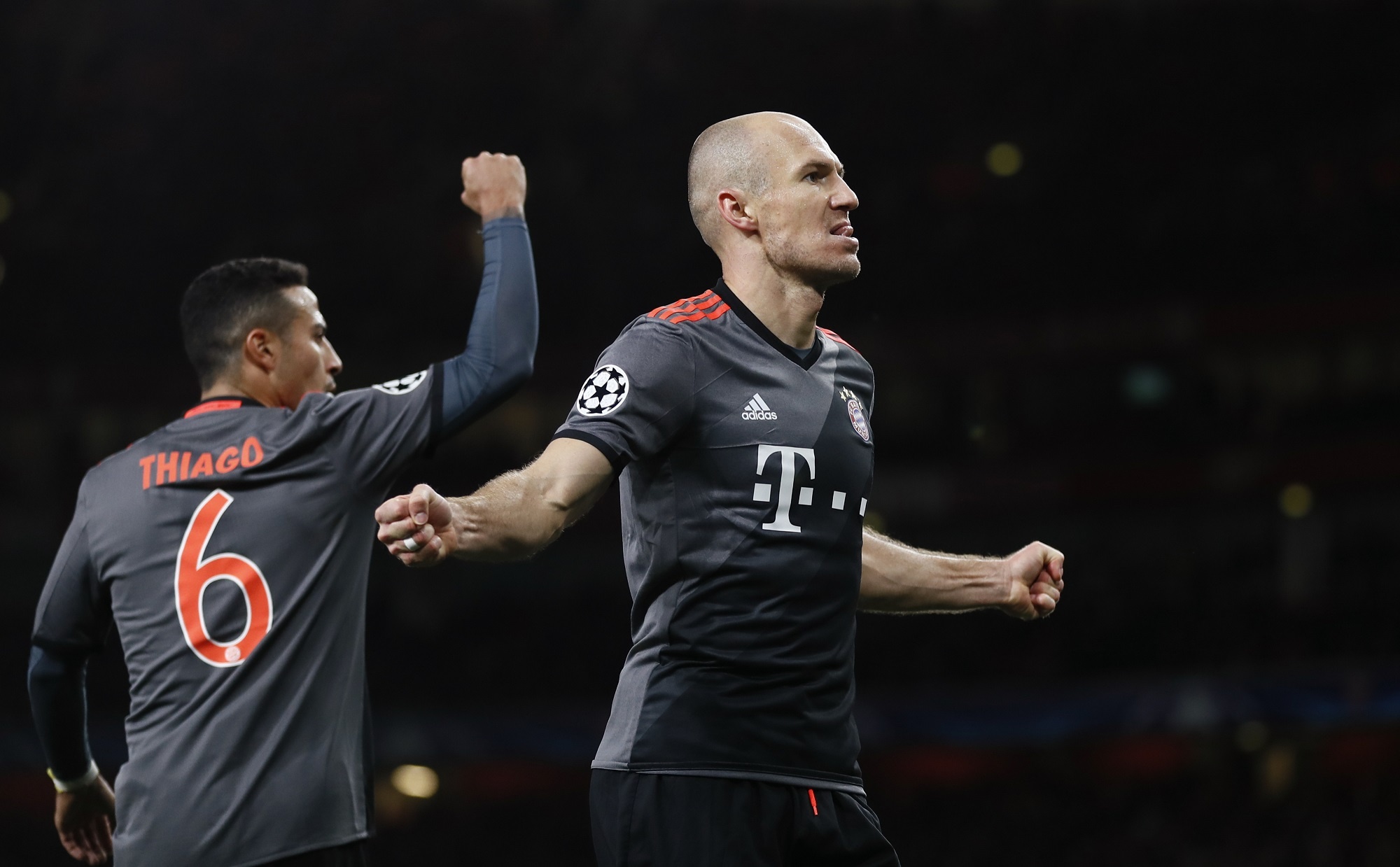 Arsenal cui dau roi Champions League anh 10