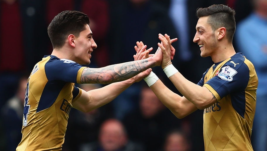 Oezil tự điền tên vào đội hình hay nhất thế giới ảnh 3 Oezil tu dien ten vao doi hinh hay nhat the gioi anh 3