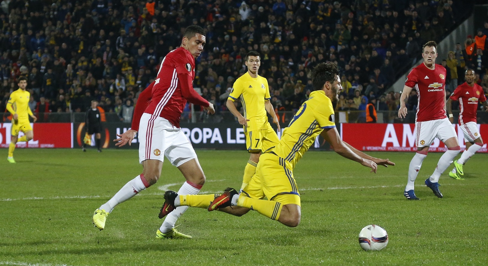 Mkhitaryan lap ky luc anh 9