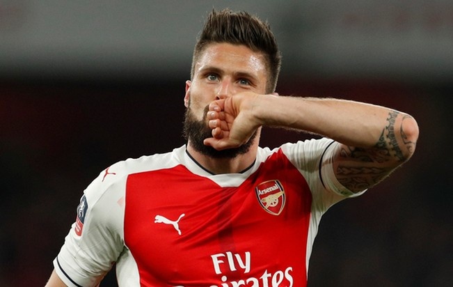 Arsenal vao ban ket FA Cup sau tran thang 5 sao hinh anh